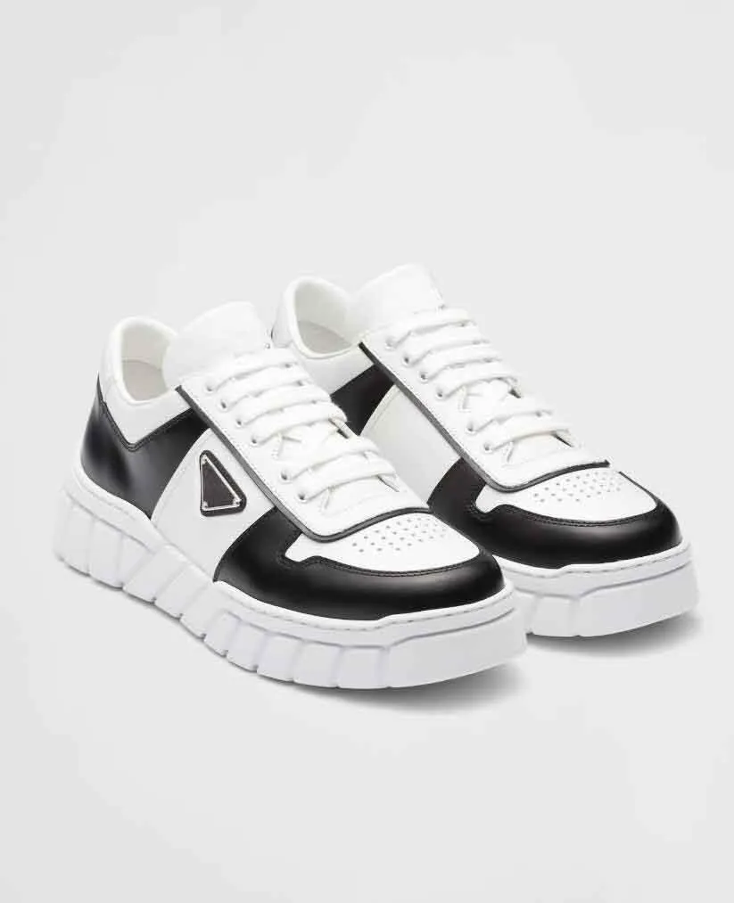 Sapatos esportivos Couro de couro perfeito Tri￢ngulo esportivo branco esmalte preto Metal de borracha masculina Lux￺ria confort￡vel Caixas EU38-46