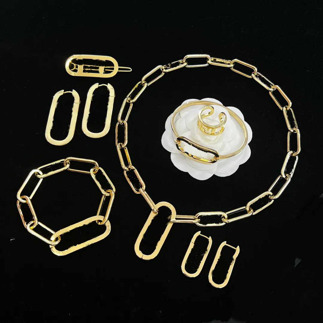 Klassisk reducerad geometri halsband armband örhänge kvinnor graverade f initialer bokstäver inställningar 18k guld designer smycken födelsedag festliga julklappar fs7 - -04