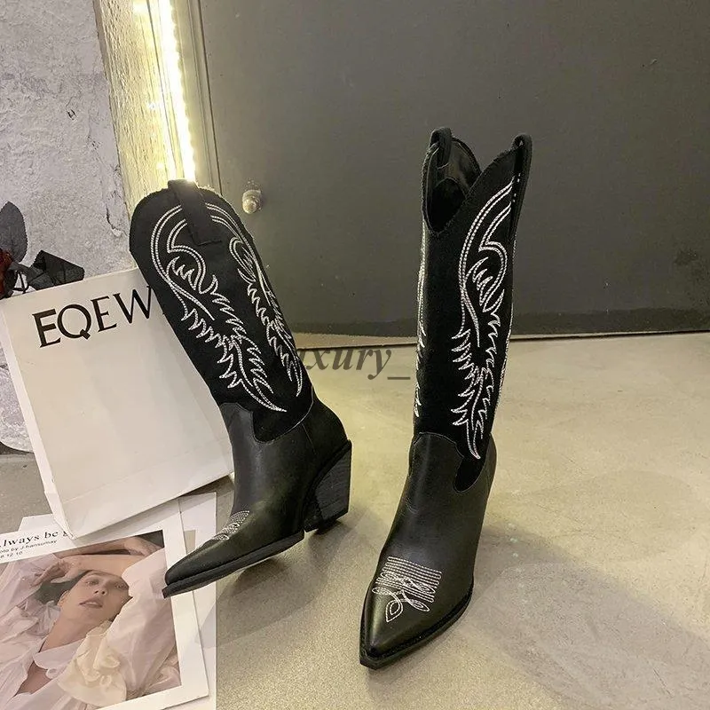 Femmes Bottes Tendance De La Mode En Cuir Microfibre En Relief Bout Pointu Western Cowboy Bottes Femmes Genou Haute Botte Cowgirl Chaussons avec boîte