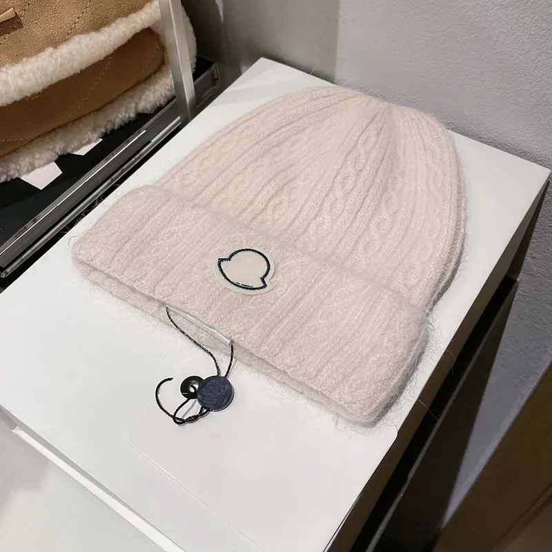 Berretti di lusso Bonnet Beanie Designer Cappelli invernali Cappellini da uomo Cappello da donna in lana di cashmere Gorro Lujo Fashion Berretto di lana lavorato a maglia Cappello con teschio caldo rosa