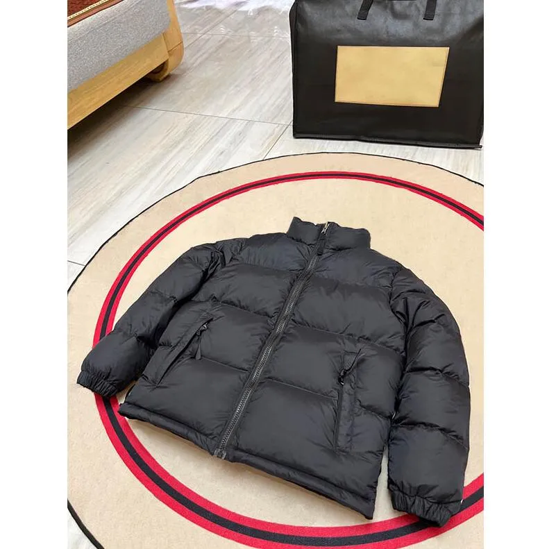 Winter Kids Designer Down Coat Jacket Warm Boy Girl Baby Outerwear Jackets com letras Moda de moda grossa Parkas casacos