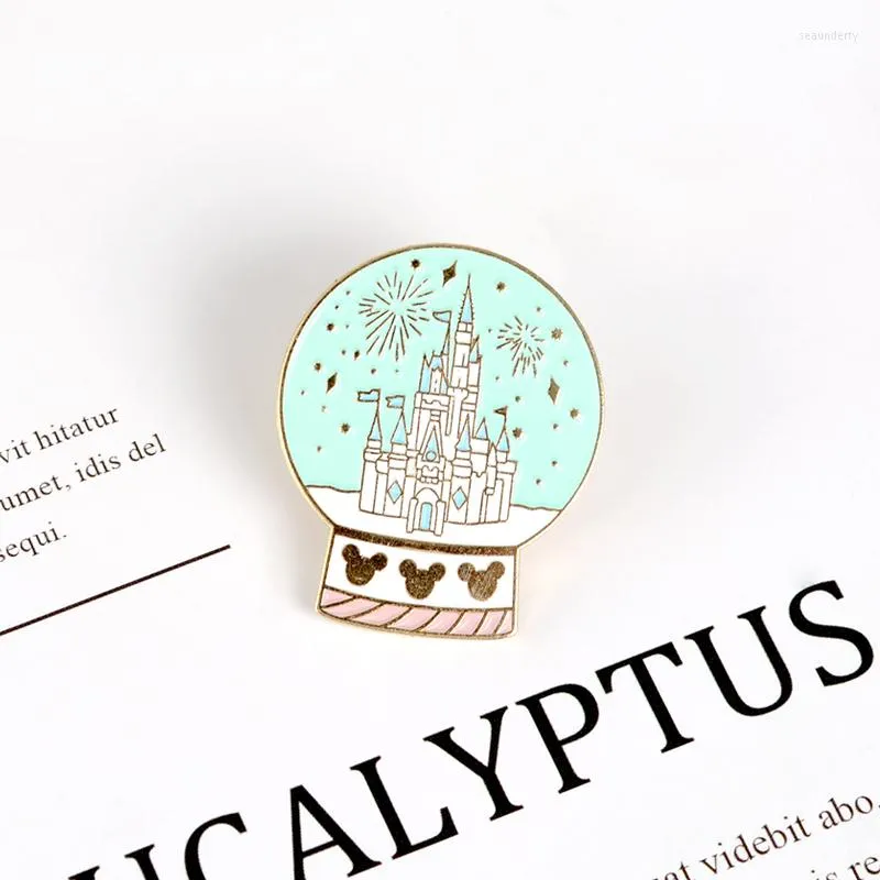 GG broszki fantasy Magical Castle Enamel Pin Fairy Crystal Ball Amusemen Park Biżuteria dziecięca Boże Narodzenie dla dzieci Prezenty