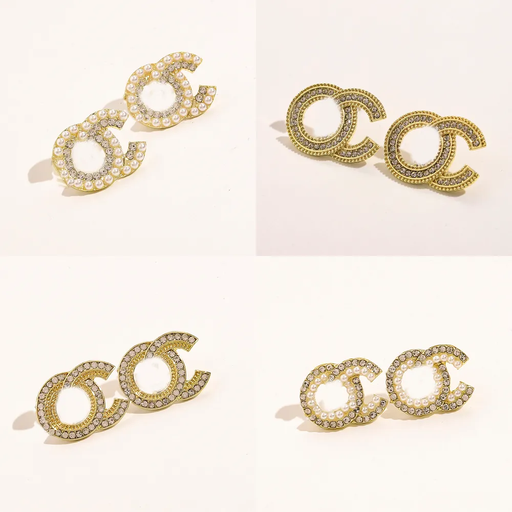 Enkel 18K guldpläterad rostfritt stål lyxmärke designers C-bokstäver stud Geometrisk berömda kvinnor Kristall strass pärlörhänge Bröllopsfest Smycken presenter