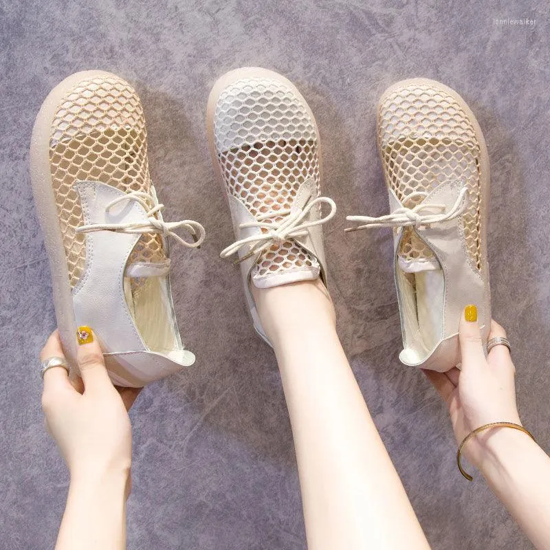 Sandals Sapatos Mulheres chinelas brancas 2022 Moda de verão Femmes Femmes