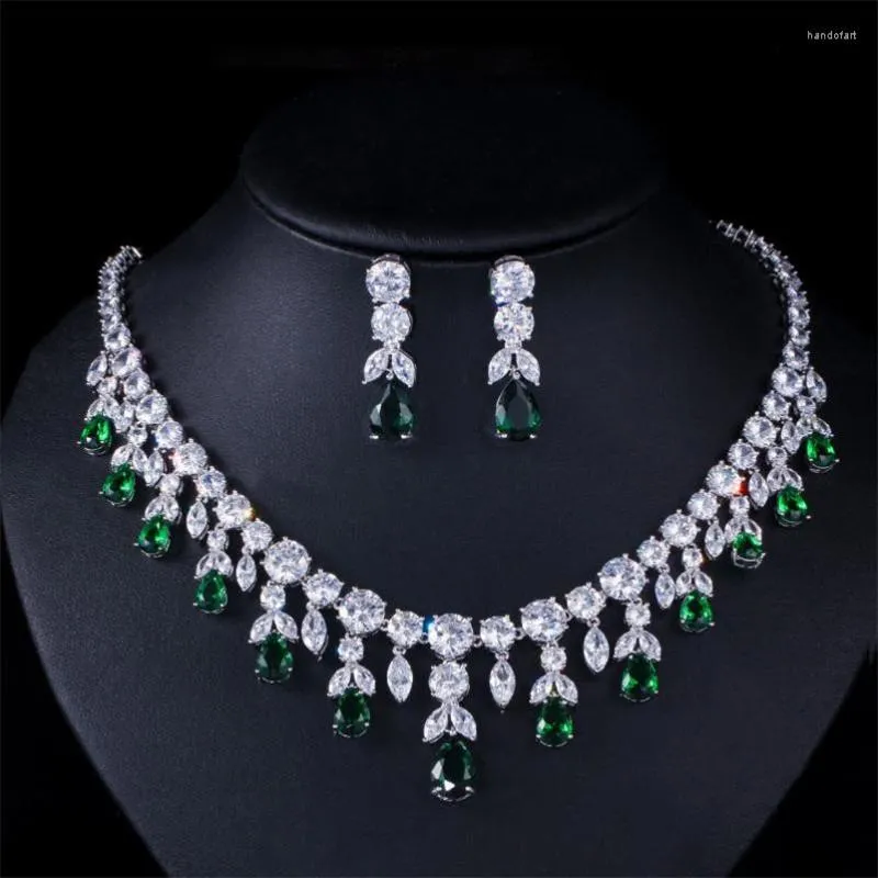 Pendant Necklaces Jewelry Sets For Women Necklace Earrings Needles Created Green Emerald High Quality Wedding Fine Drop T0137