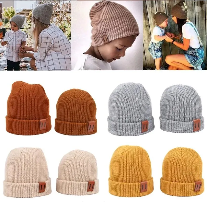 8 Colori Genitori Bambini Cappelli invernali Berretto per bambini Anti-neve e vento Proteggi le cuffie Cappello da ciclismo