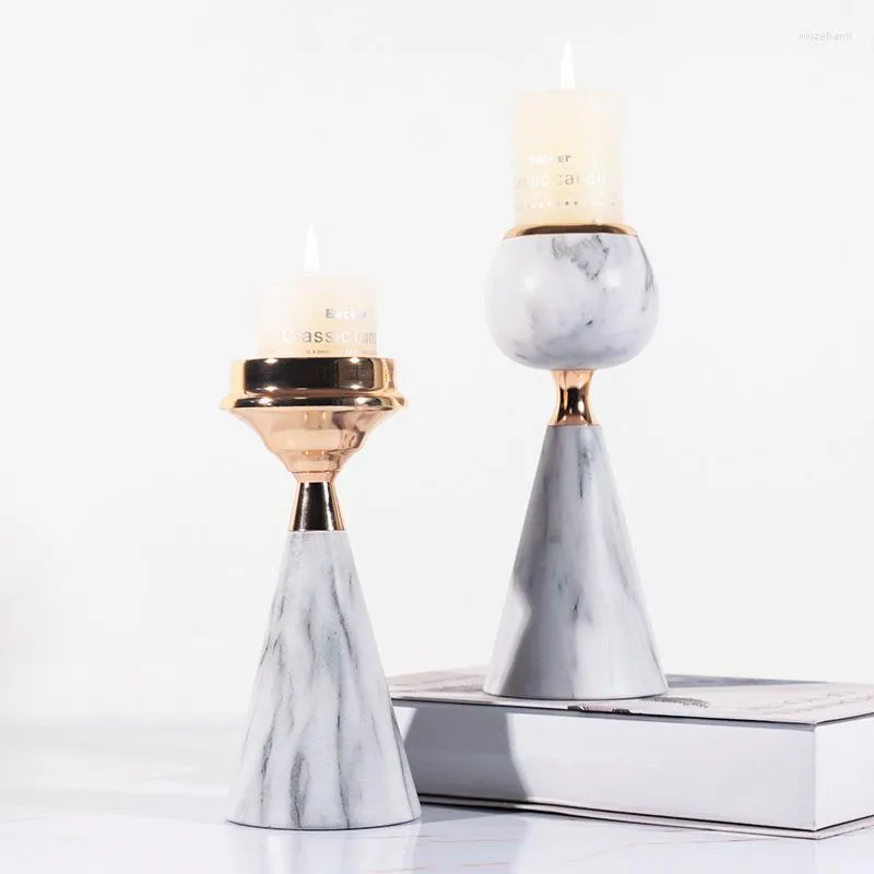 Candle Holders Nordic Golden Holder Modern Minimalist Luxury Imitation Marble Wrought Iron Candlestick Home Decoration Wedding Ornaments