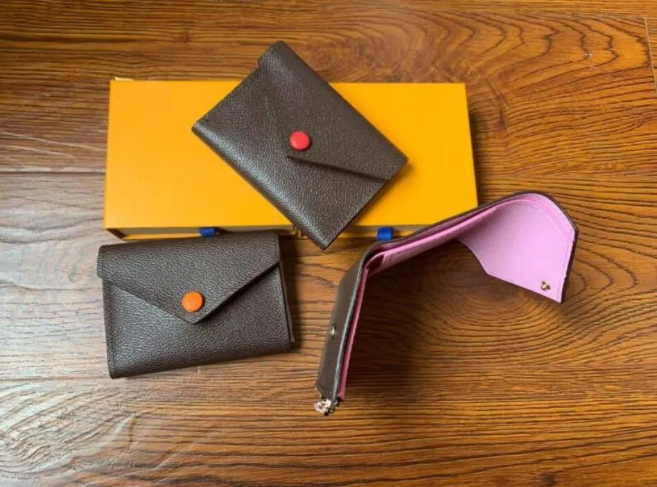 Women's Vintage Wood Grain Wristlet Wallet With RFID Blocking - Large Capacity Leather Clutch Purse