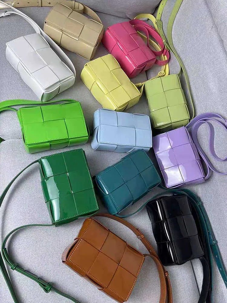 2022 sommer Bunte Patent Leder Kleine Handtasche Für Frauen Niedliche Geldbörse Designer Taschen Luxus Schulter Tasche Clutch