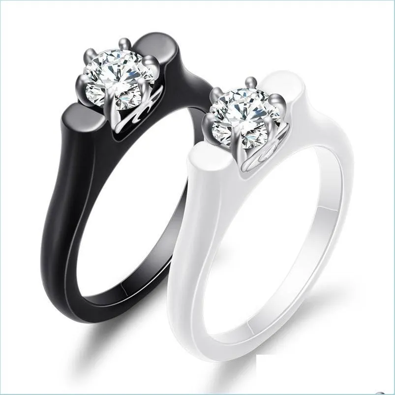 Avec des pierres lat￩rales 6 mm en c￩ramique Crystal Femme Cumbic Zirconia pierre noir / blanc couleur femmes bijoux fian￧ailles anneaux de mariage cadeaux f dhjj4