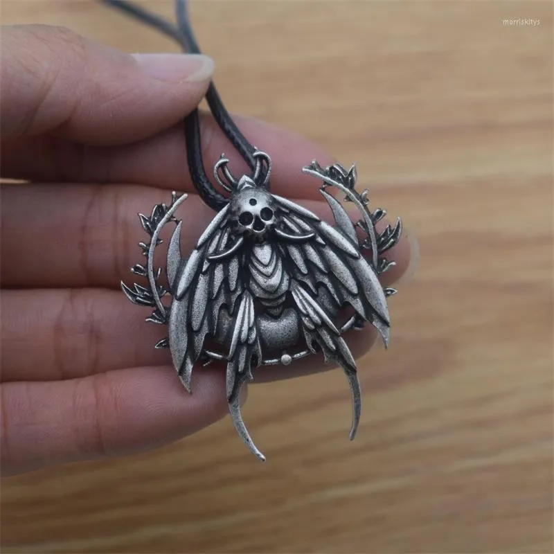 Chains 12pcs Death's Head Skull Moth Insect Pendant Necklace