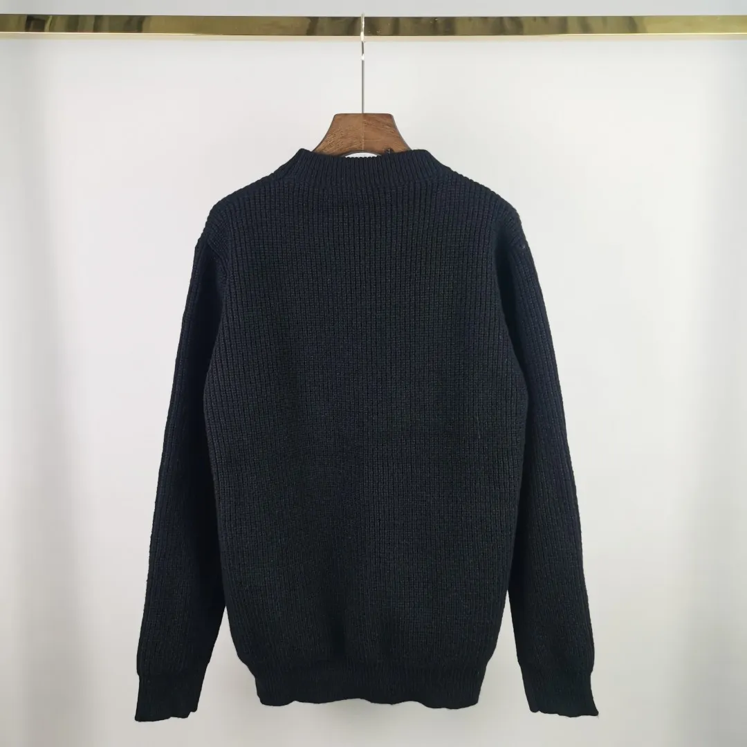 Dsq sweater 2025