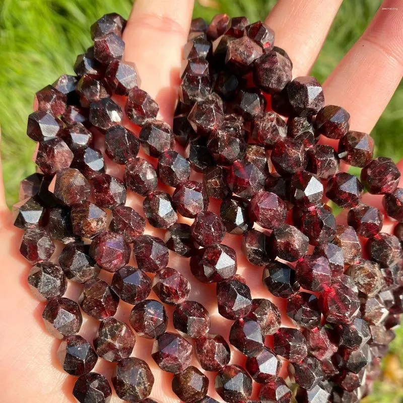 Perline gemella naturale pietra garnio rosso scuro sfaccettata pietra sciolta per gioielli che producono una collana per bracciale ad fascino fai -da -te 6 8 10mm 15 pollici