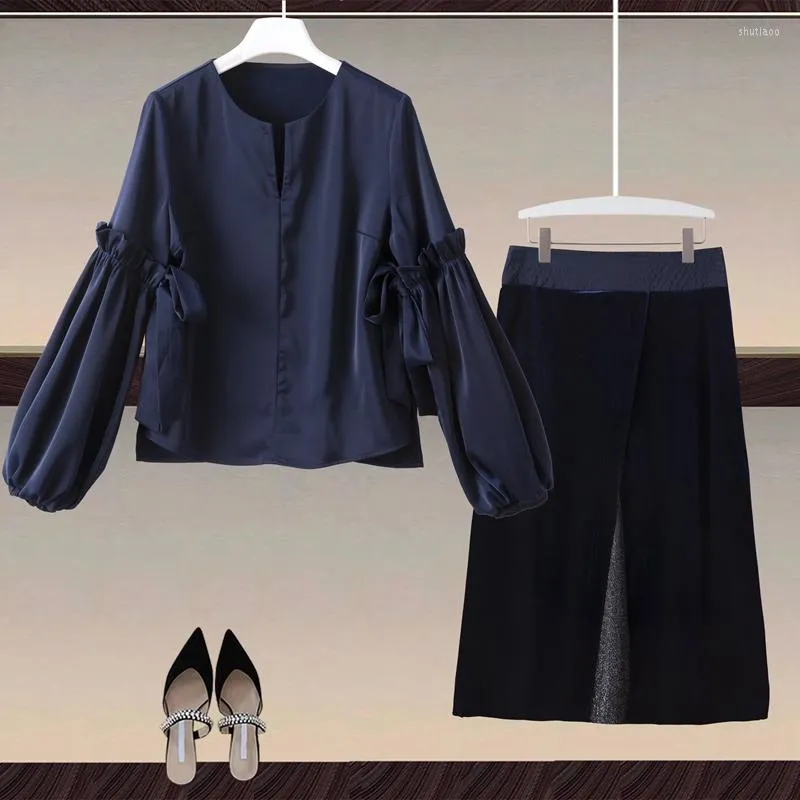 Vestidos de trabajo Diseñador Otoño Conjunto de mujer Manga de linterna Camisa elegante vintage Falda de terciopelo casual Traje de fiesta de moda de oficina de alta calidad