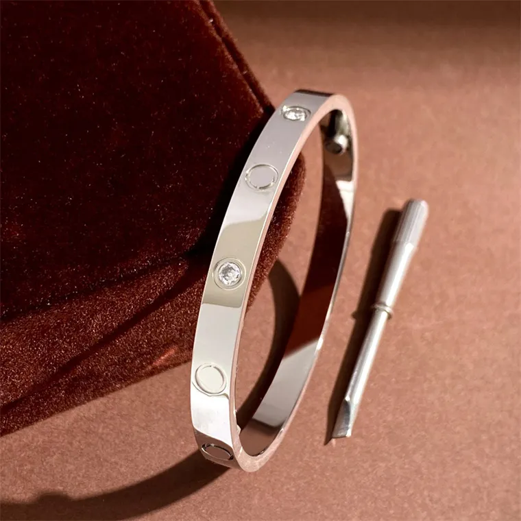 Cartier bolt bracelet clearance