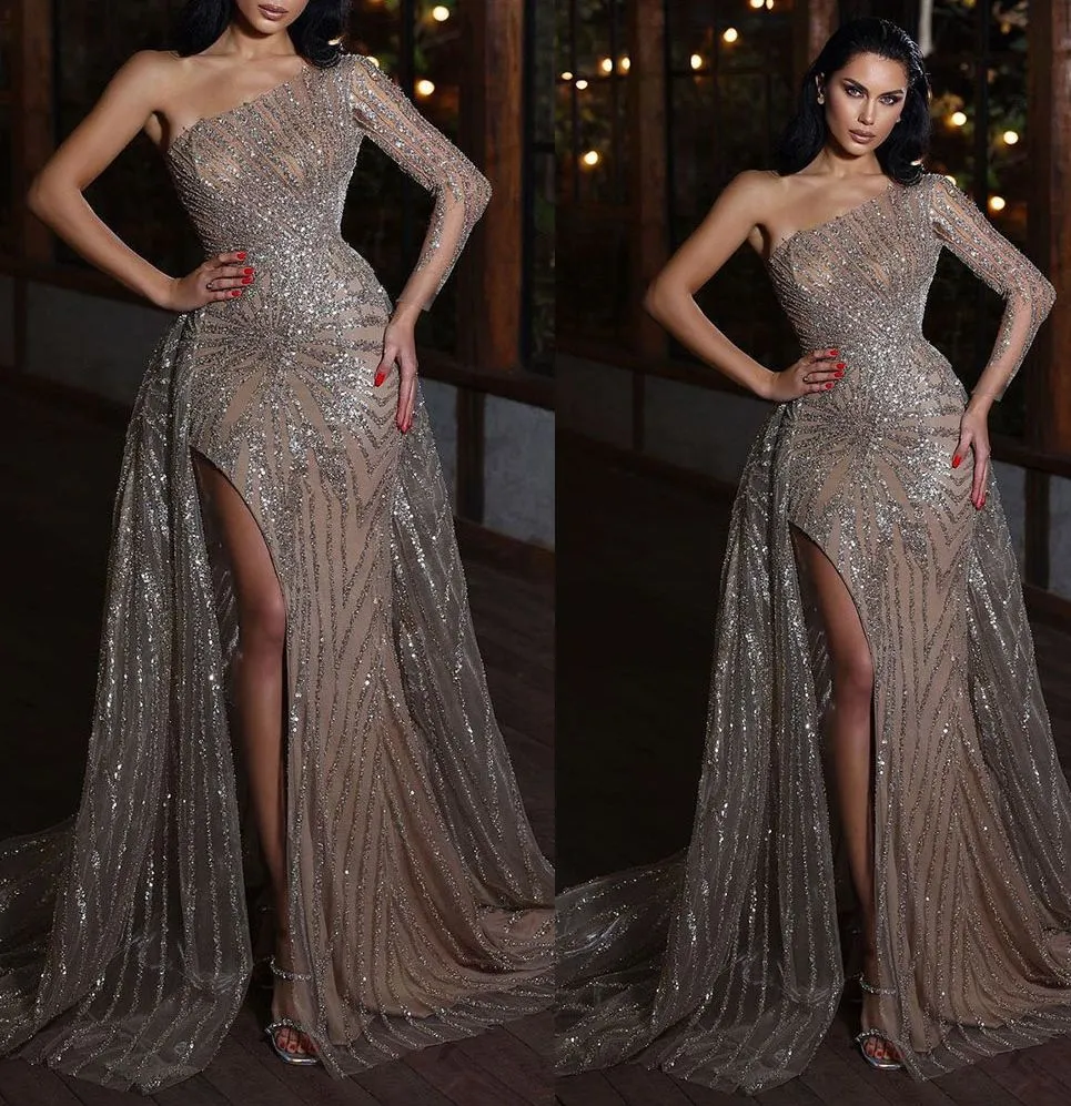 Vestidos De Graduación A Medida: Elegantes Vestidos De Fiesta De