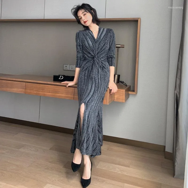 Casual Dresses Office Bandage Vintage Sexy Party Dress Wrap Spring V Neck Bright Silk Draped Long Sleeve Women Knitting Vestidos