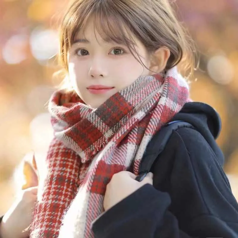 Scarves 2022 South Korea East Gate Double sided plaid knitted warm Christmas scarf Women's cashmere in autumn and winter