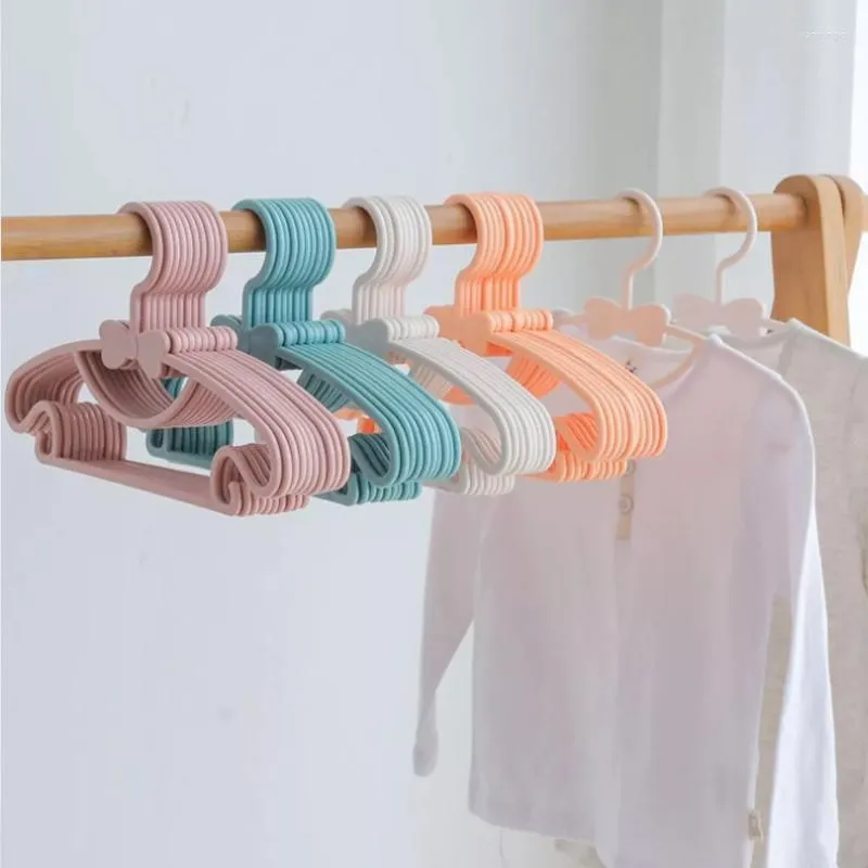 Hangers rekken 10 stks babykleding hanger draagbare sjaals handdoek display kinderen jassen kleding kledingkast organisator