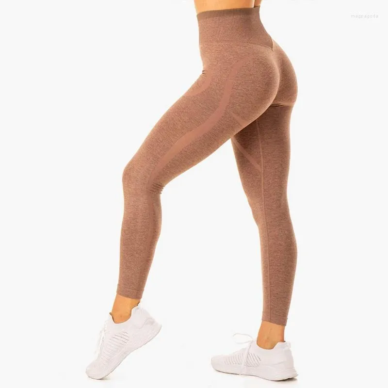 アクティブパンツスポーツヨガジムフィットネスレギンスガールランニングタイツランニングシームレスなプッシュアップレギングの女性服のヒップリフトリフト