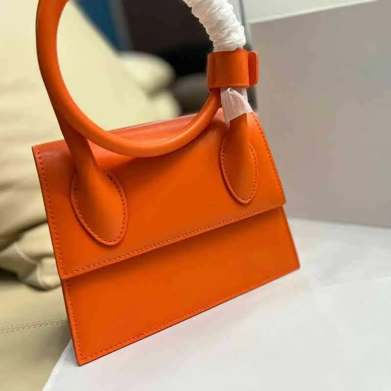 Leather Shoulder Bags: Designer Handbags For Women