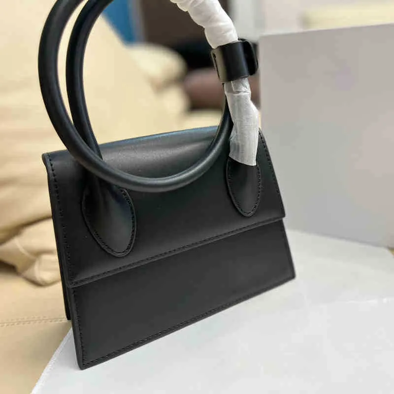 Leather Shoulder Bags: Designer Handbags For Women