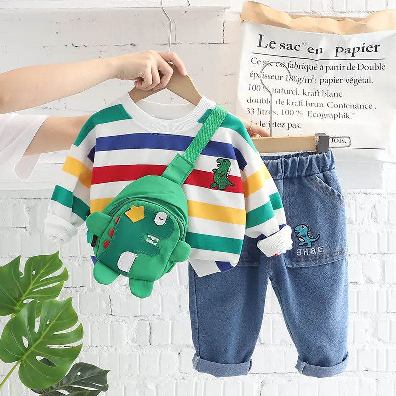 Småbarnskläder sätter barn Babykläder Set Dinosaur Print Hooded Pullover Top Pants Bag 3st Children Autumn Sports Suit Tracksuit