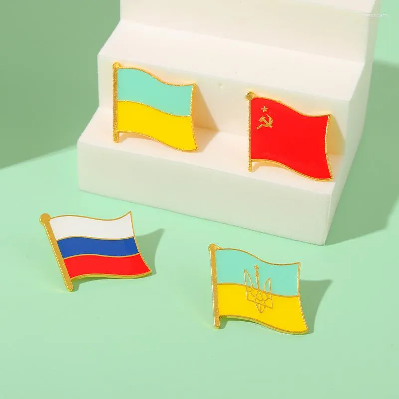 Broszki Ukrainy Flag Enamowe szpilki Niestandardowe proste odznaki klapów Pokój i miłość Koszula Corsage Modna biżuteria Prezent dla przyjaciół