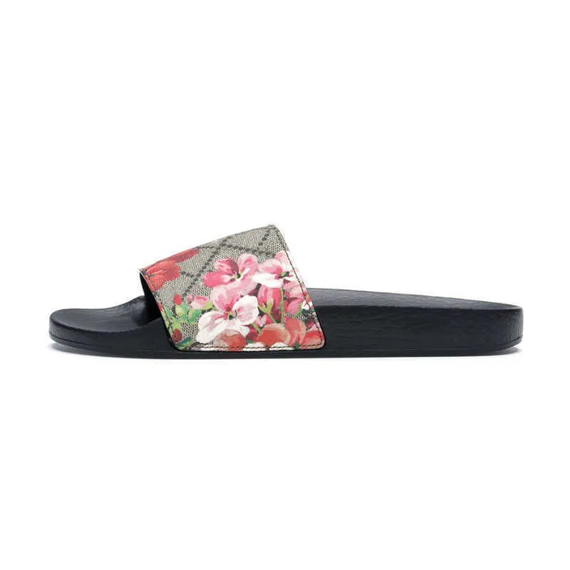 2022 Luxurys designers sandaler för män kvinnor klassiska blommor brokad glider lägenheter läder gummi plattform flip flops växel botten strandskor US14.5