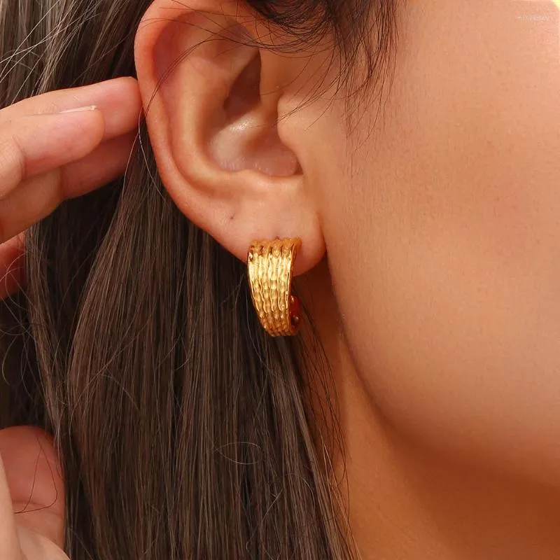 Hoop örhängen rostfritt stål smycken vintage hammerade textur guld för kvinnor dagligen