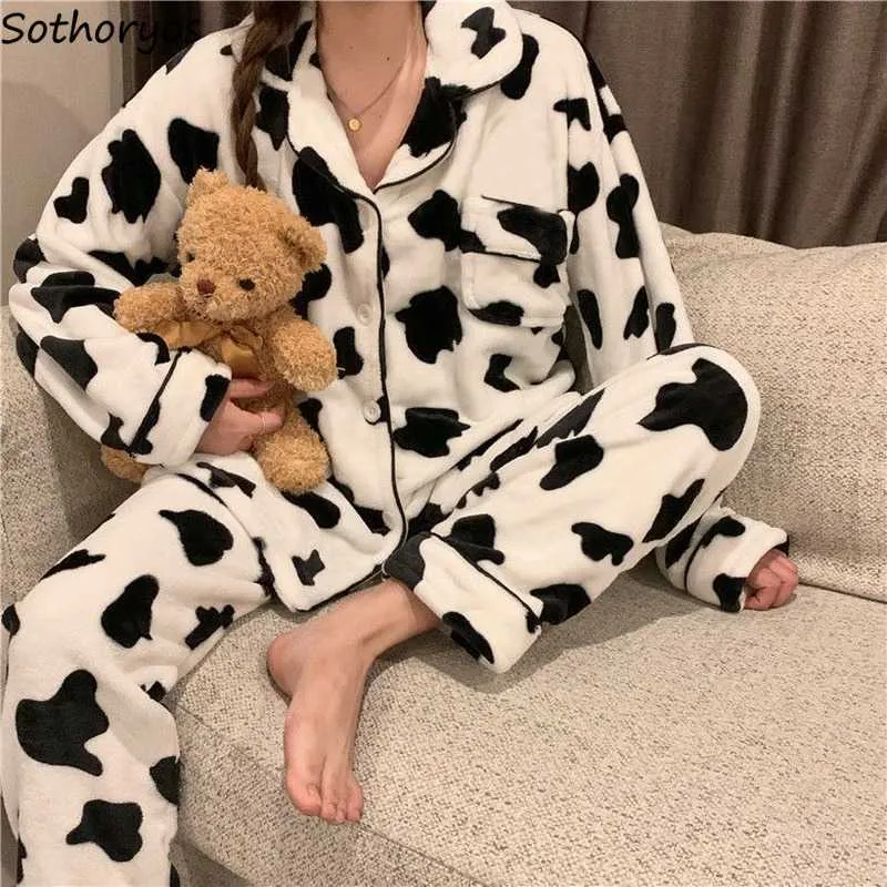 Women's Sleep Lounge Pajama Sets Women Thickening Warm Cow-printed Coral Fleece Femme Lovely Sweet dents Turn-down Collar Soft Comfort Sleepwear T221017