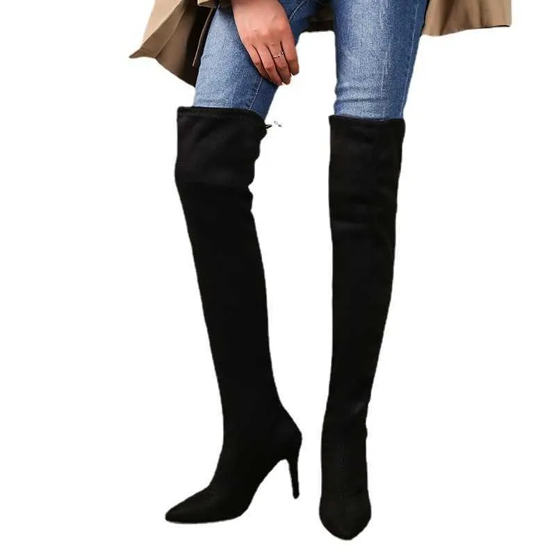 Bottes surdimensionnées bottes pour femmes Automne et Hiver 2022 Nouveau genou pointu sexy mince -talon élastique