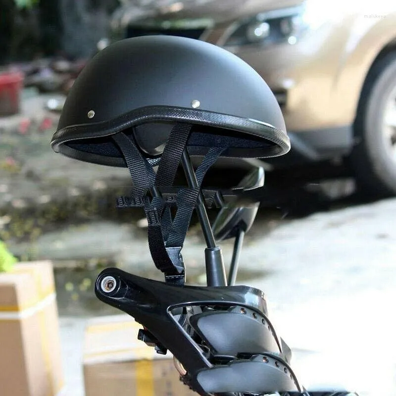 Motorfietshelmen Half Helmet Hoofdbeveiligingsdoppen Motorbike Elektrische vintage Volwassen Riding Rijapparatuur Accessoires