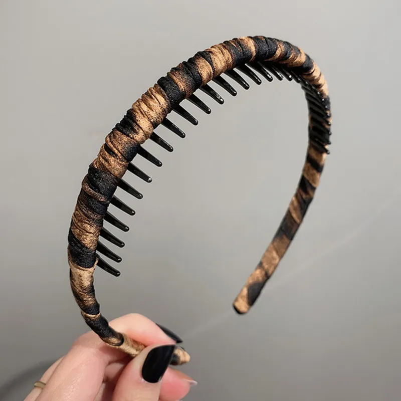 Diadema con estampado de leopardo Retro para mujer coreana, accesorios para el cabello, diadema antideslizante con dientes, aro para el pelo, tocados para lavarse la cara