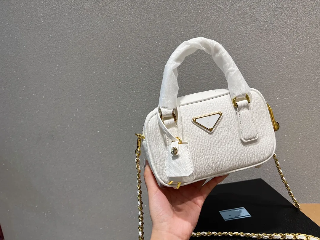 2022Sac à bandoulière de haute qualité Design du créateur Mini sac à main en cuir pour femme