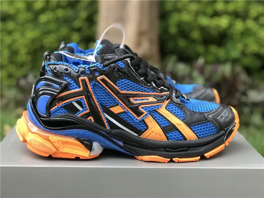 Men Women Designers Shoes Retro Runner 7.0 Sneakers Trainers
