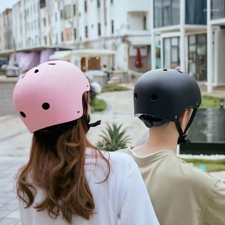 Motorfiets helmen universele kinderen volwassen helm verstelbare multifunctionele fietsveiligheid ademende premium kwaliteit voering