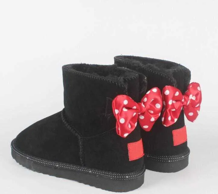 2022 Vendita calda CLASSIC DESIGN SHORT BABY BOY GIRL KIDS scarponi da neve BOW-TIE KEEP WARM BOOTS Con etichetta Diamond Model Card sacchetto antipolvere gratuito