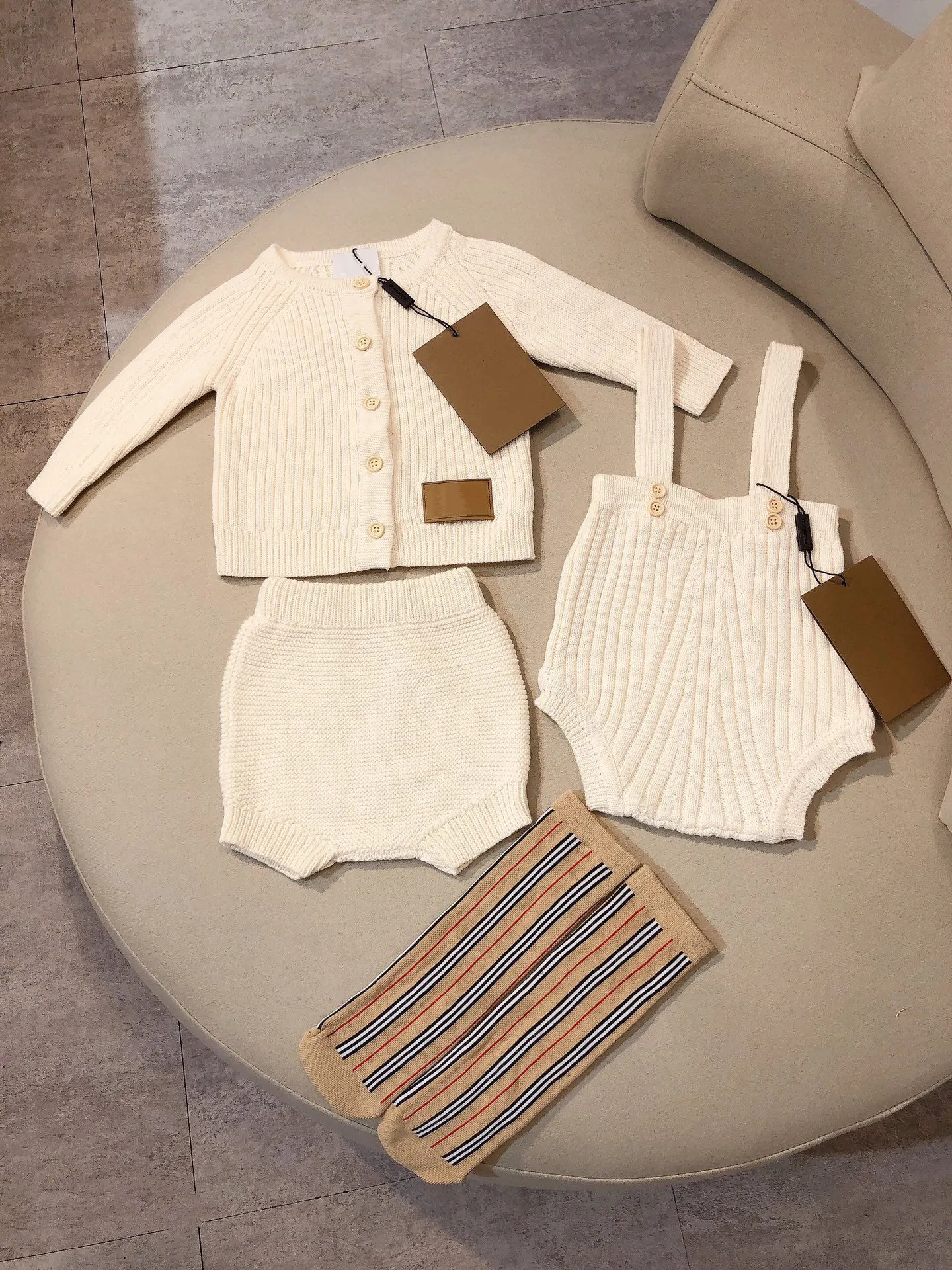 Conjunto de roupas de bebê menina primavera outono 0-3 anos manga longa manga longa top inferior meia curta 4 pçs cardigã infantil conjuntos de roupas de menina