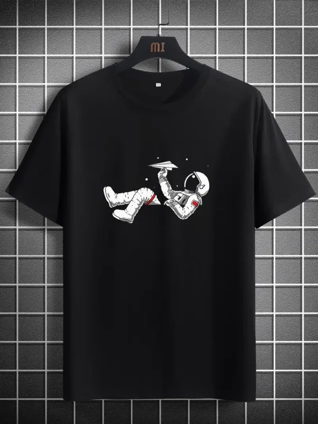 T-shirt maschile astronauta stampare modellata leggera