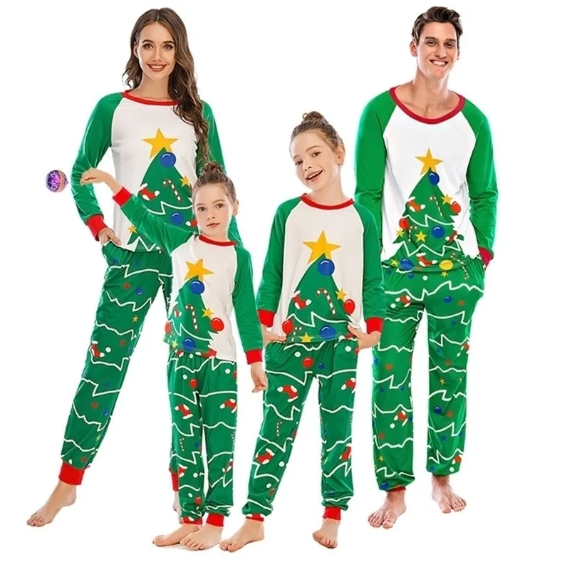 Famille Matching Tenues 2023 Christmas Vêtements de famille Families Filles Boys Filles Pyjamas Assortir Vêtements Santanta Green Vêtements Mother Sleepwear Pyjamas 220913