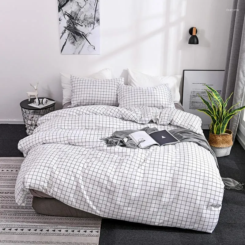 Set di biancheria da letto a righe scozzesi Comodo set in poliestere stampa levigatura copripiumino 1pc 1/2pcs federe