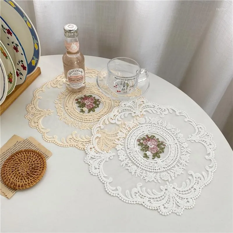 Bord mattor spetsar placemats broderi plats matta vintage dekoration tyg nordisk stil sk￥p m￶bler dekor po bakgrund rekvisita