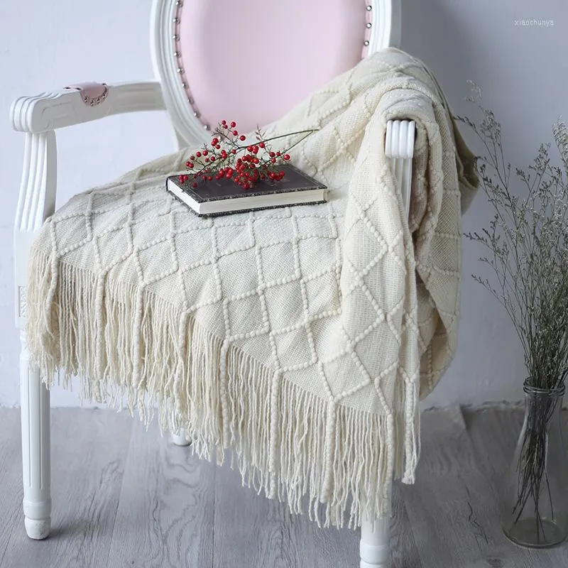 Filtar 127x210cm Beige Nordic Sticke Throw Filt Tassel Boho On the Bed Sofa Plaid Travel TV Nap Soft Handduk