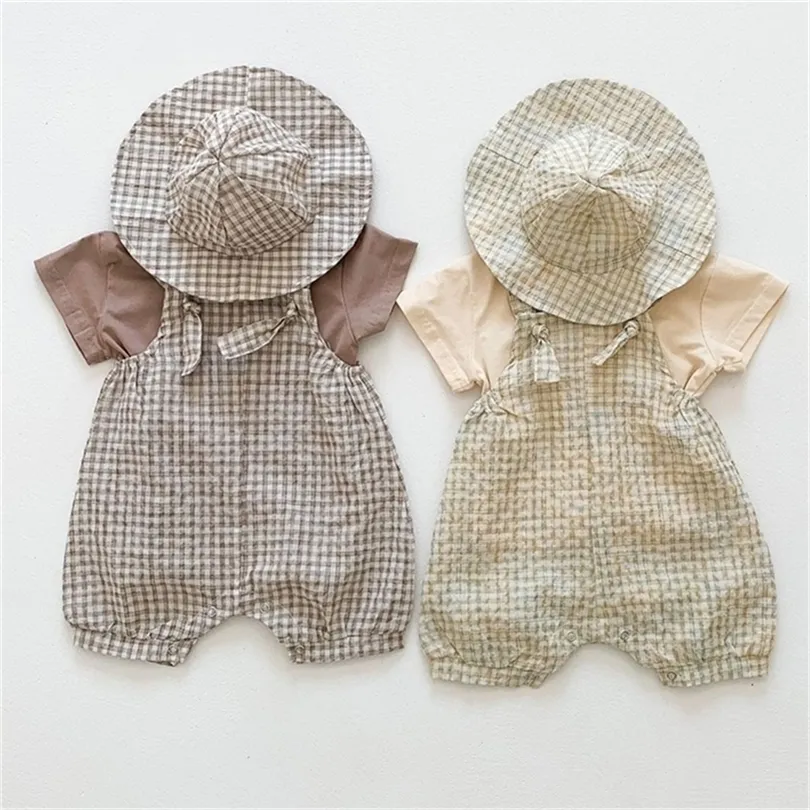 Stile coreano Estate Infantile Neonati maschi Vestiti Set T-shirt in cotoneLattice TutaCappello nato Neonate Abbigliamento completo 220425