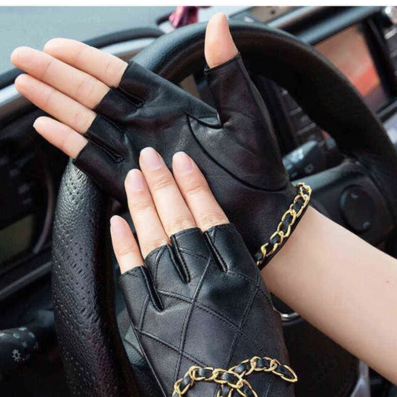 2pcs Frauen echtes Leder halbe Handschuhe mit Metallkettenschädel Punk Motorrad Biker Fingerless Handschuh Cool Touchscreen GLOV196F