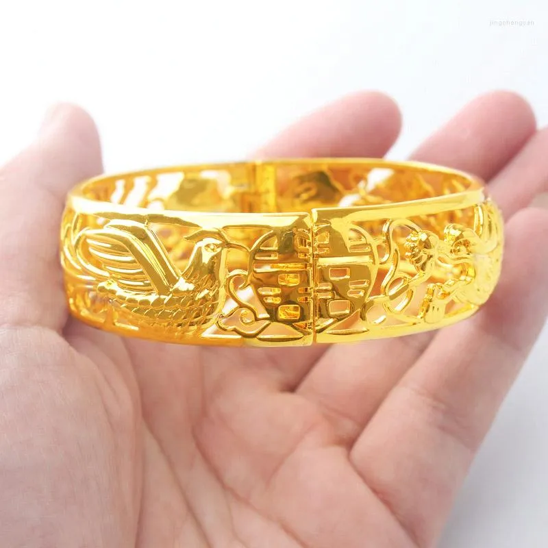 Bangle Fashion 24K Gold Color 60MM Big Bracelets Russian Runway Sideway Carved For Men Women Sale Women's Jewelry