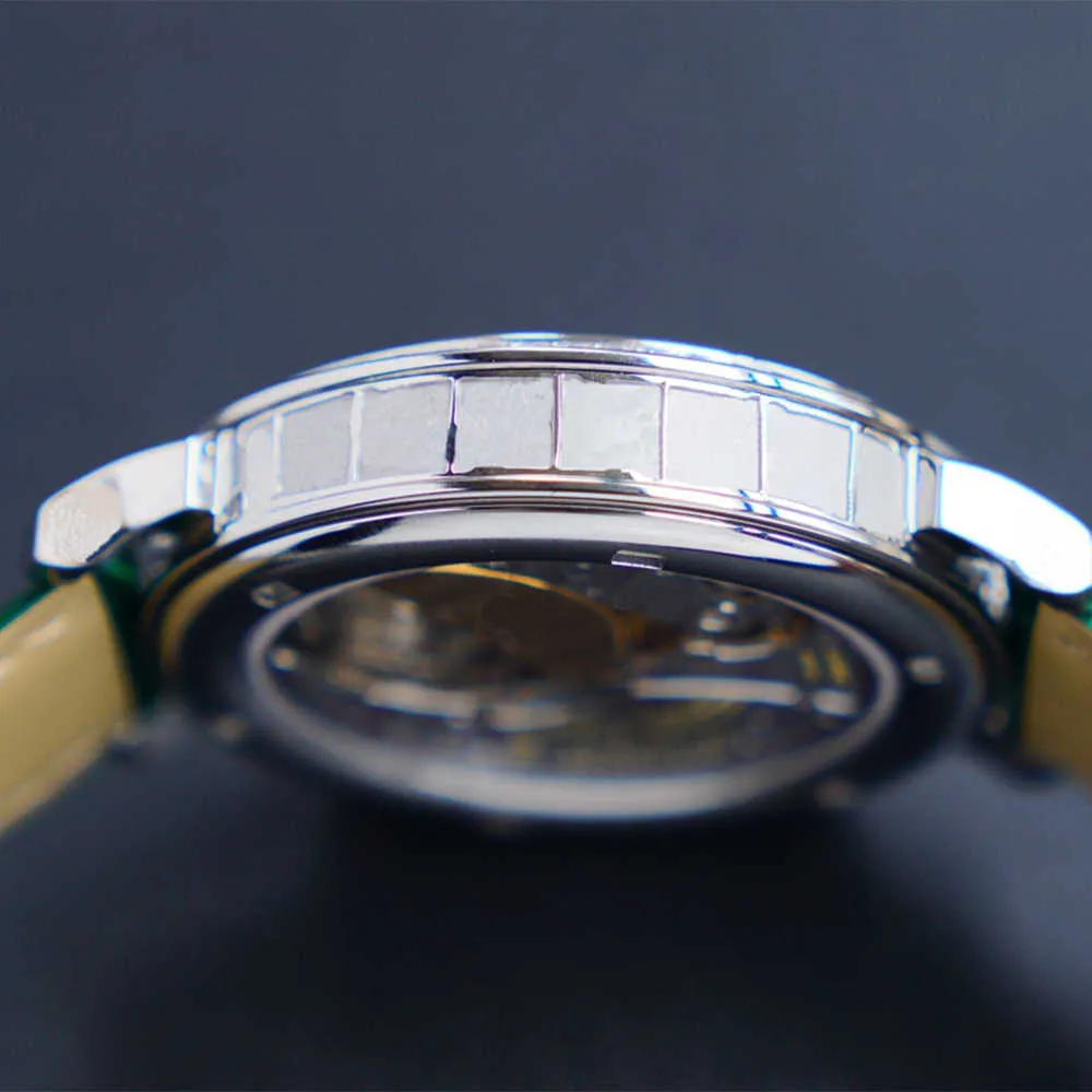 2023Wristwatches Casual Watch Mens Watch Y Automatisk mekanisk armbandsur 4m läderband Sapphire Lif