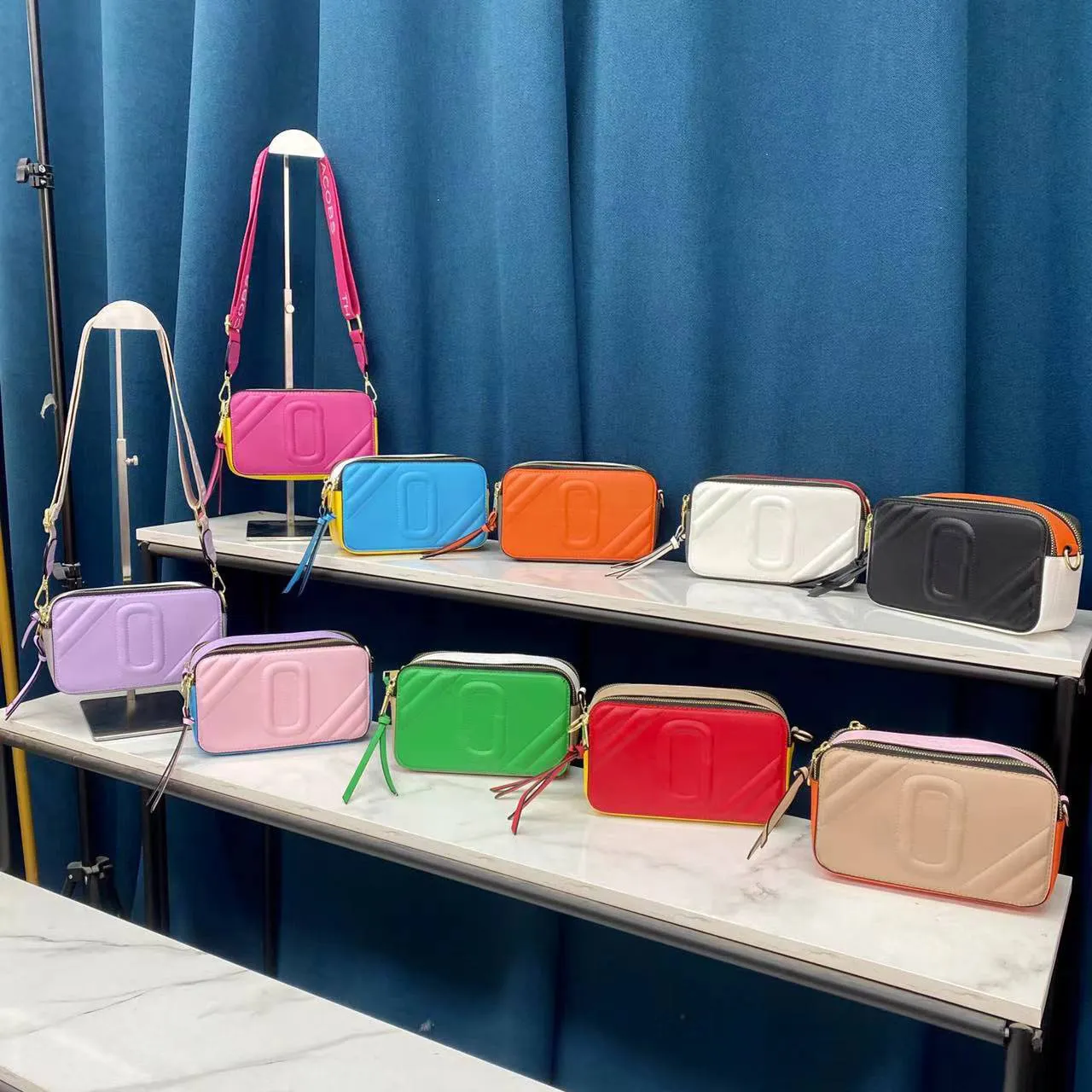 Sacs à main de créateur Sacs pour appareil photo multicolores Femmes Sac à bandoulière à larges bretelles