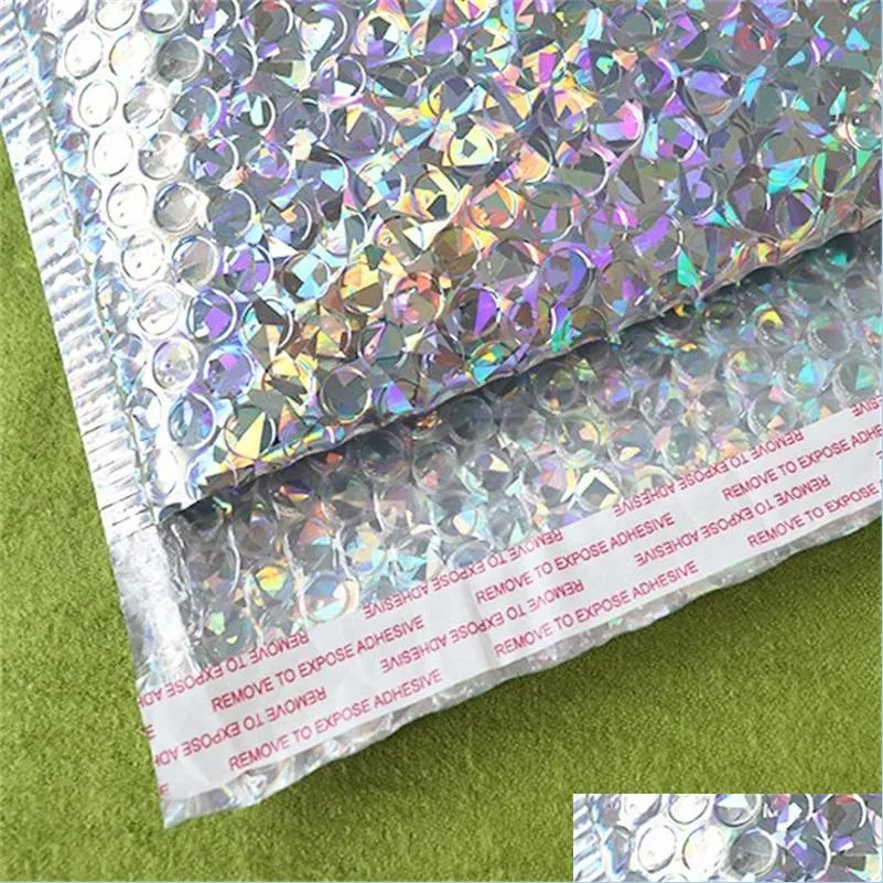 Packing Bags 50Pcs/Lot Laser Bubble Mailer Poly Mailing Bags Envelopes With Packaging Envelope Mailers Padded Bag1 384 R2 Drop Deliv Dh65F